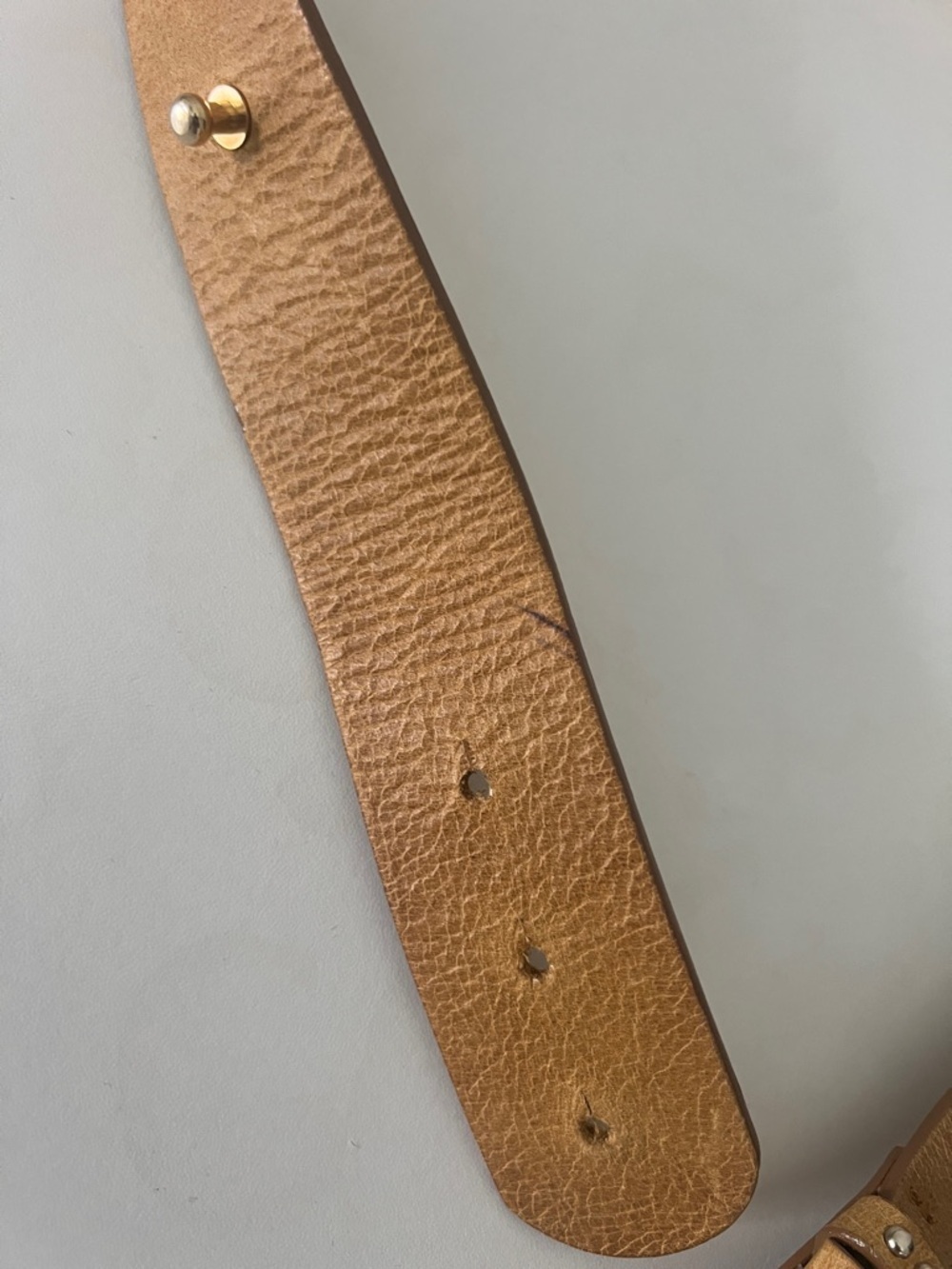 Streets Ahead Tan Leather Statement Belt. Size M - Picture 3 of 8